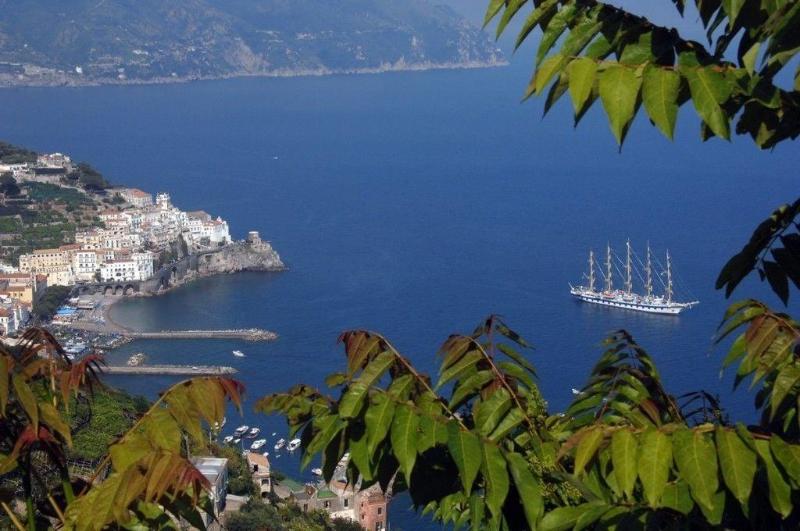 تختخواب و صبحانه Amalfi Luxury House