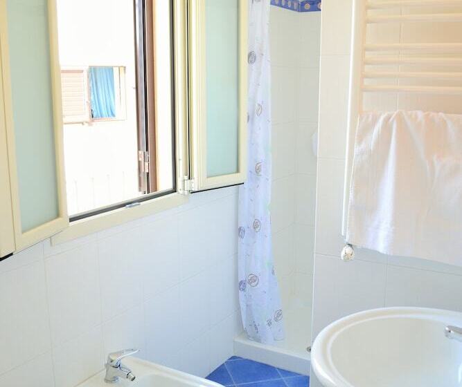 تختخواب و صبحانه Bella Bari Rooms