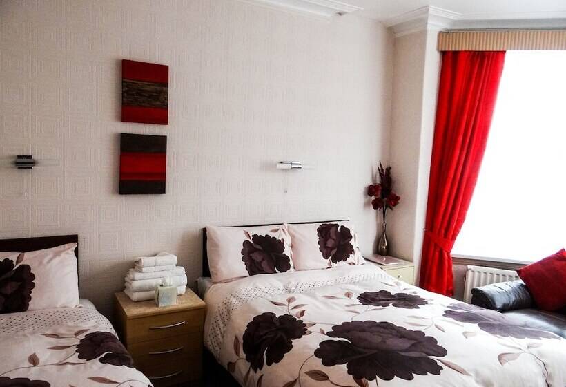 تختخواب و صبحانه Jasmine Guest House