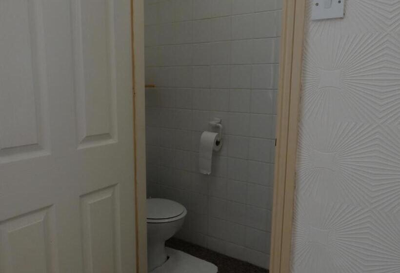 تختخواب و صبحانه Jasmine Guest House