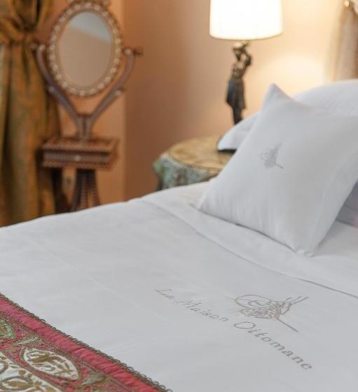 تختخواب و صبحانه La Maison Ottomane