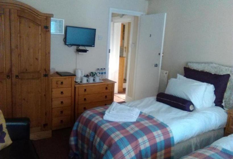 Brunswick Holiday Apartments