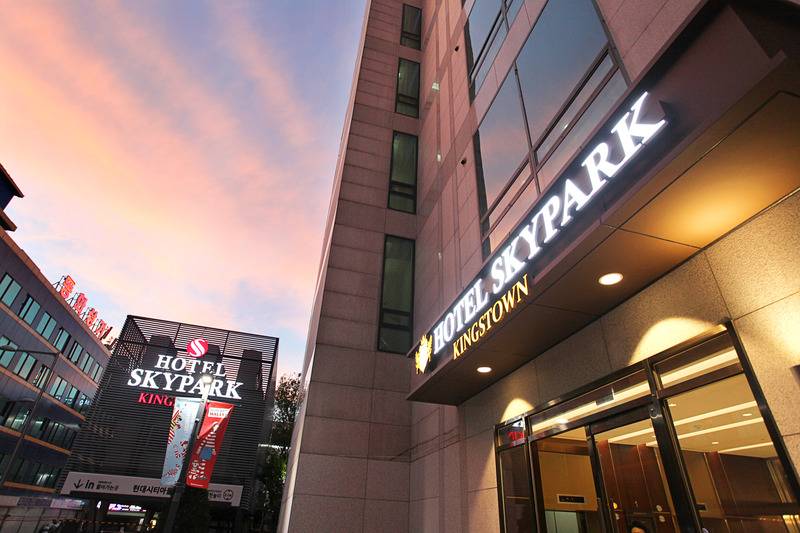 בית מלון כפרי Skypark Kingstown Dongdaemun