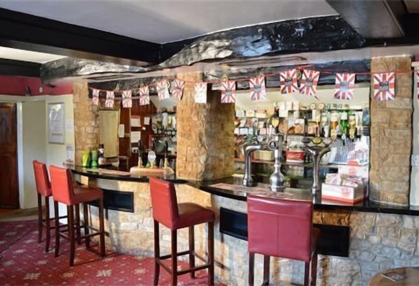 هتل The Red Lion