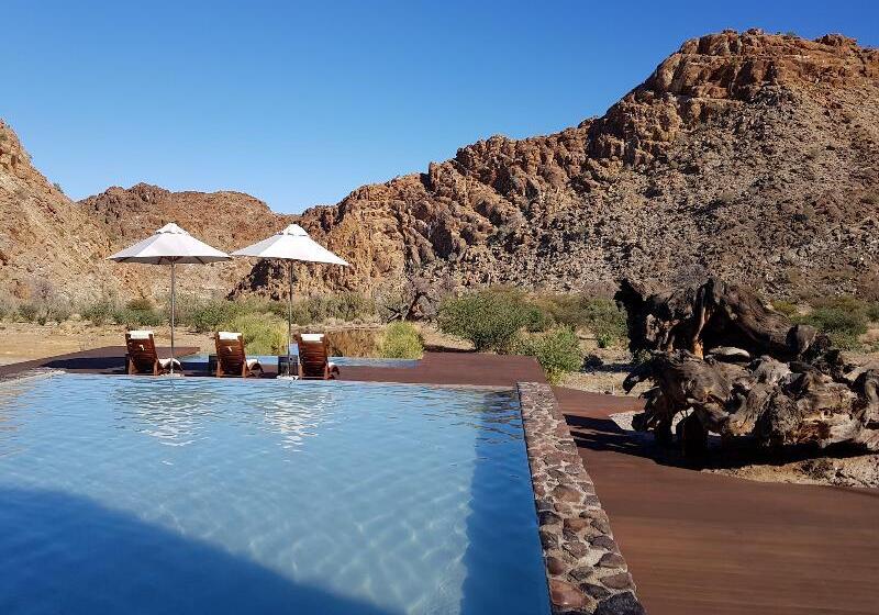 בית מלון כפרי Tutwa Desert Lodge