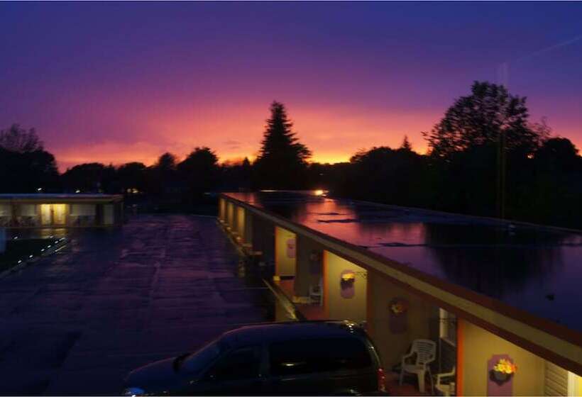 汽车旅馆  Harmony Inn