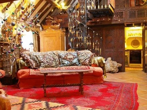 بنسيون Priory House & Oriental Brew House