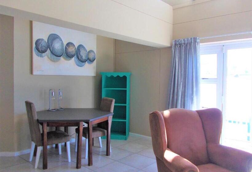 Point Village Hotel And Self Catering