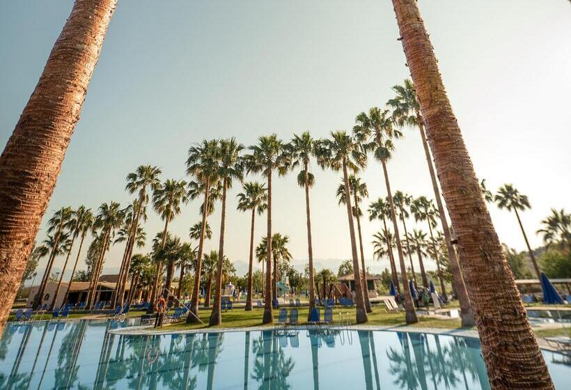 استراحتگاه Grecotel Luxme Costa Botanica