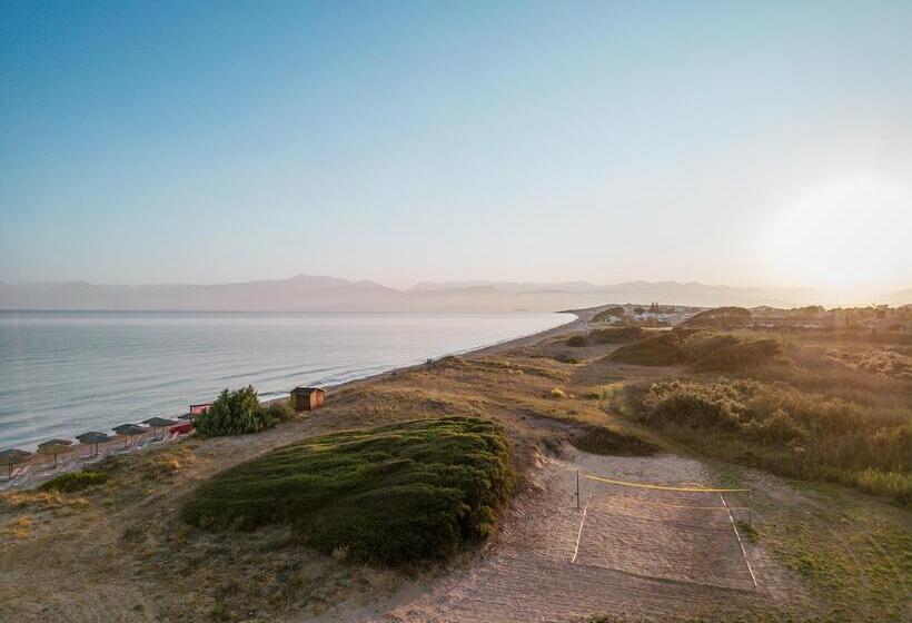 استراحتگاه Grecotel Luxme Costa Botanica