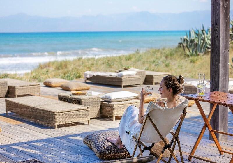 استراحتگاه Grecotel Luxme Costa Botanica