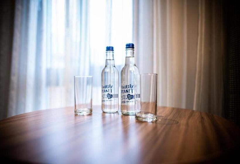 استراحتگاه The Warwickshire Hotel And Country Club