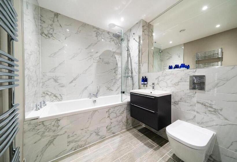 The Pines Stunning 3 Bedroomed Apartment, Gleneagles