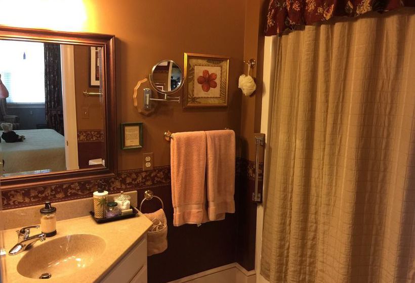 Bed and Breakfast The Collins House Inn