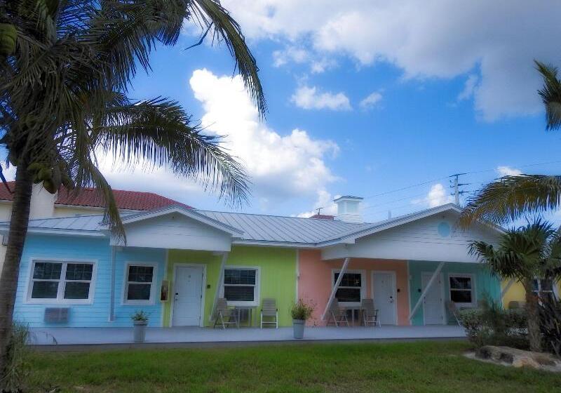 فندق Casey Key Resorts  Beachfront