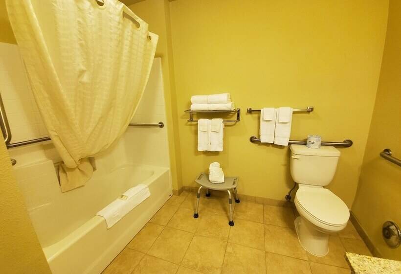 فندق Cobblestone Inn And Suites   Eaton