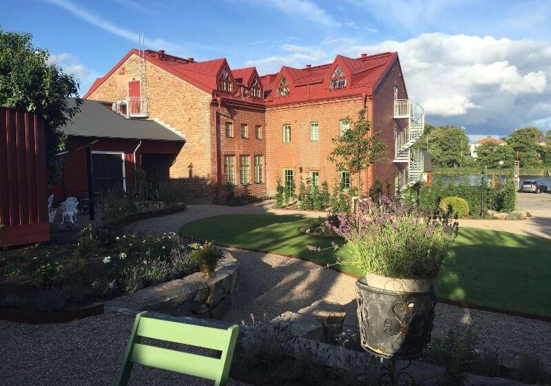 هتل L Hamngatan 27