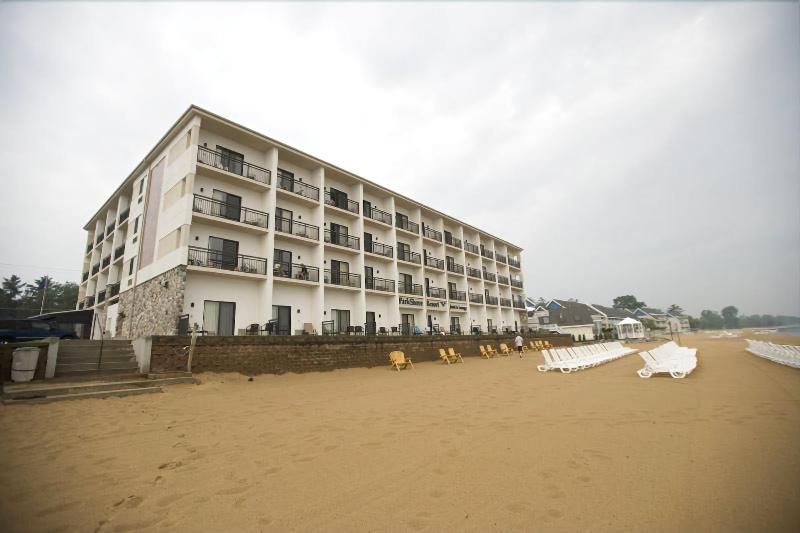 هتل Parkshore Resort
