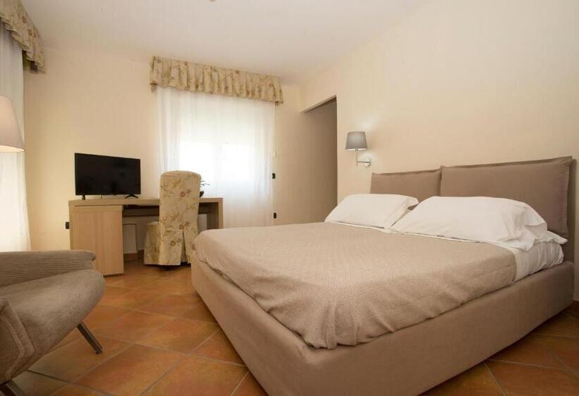 هتل Villa Serena