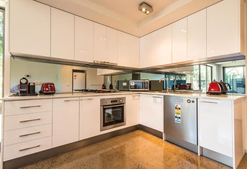 Orange Serviced Apartment