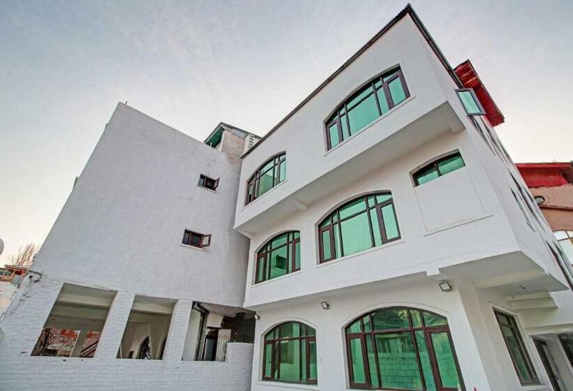 Hotel Oyo Flagship 84775 Grand Sultan