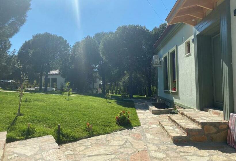 Elyada Otel Ve Bağ Evi