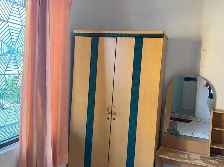 هتل Bulusaraung Homestay Makassar