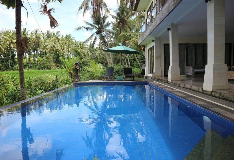 호텔 Pondok Tulasi Semaya House