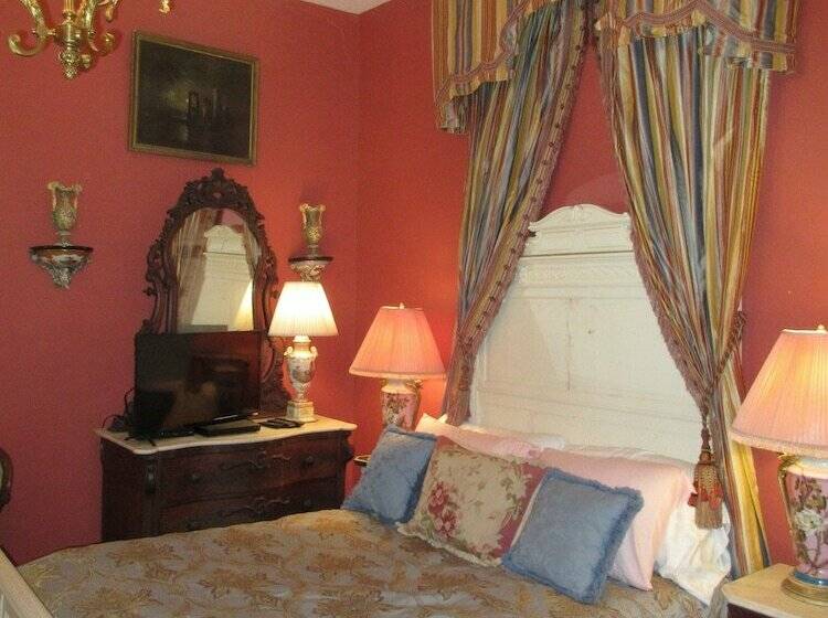 Bed and Breakfast Johnstone Mansiion