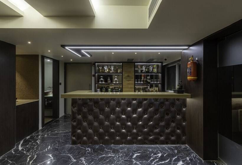 فندق Divan Clarks Inn Goa