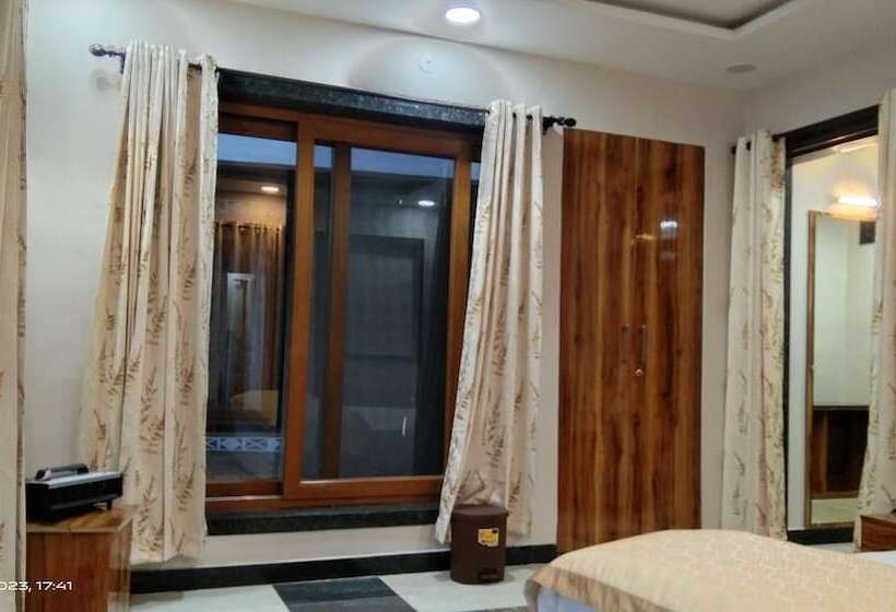 فندق Nirmal Chhaya Nature Resort