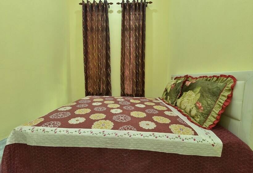 ペンション Casaria Besut By Oyo Rooms