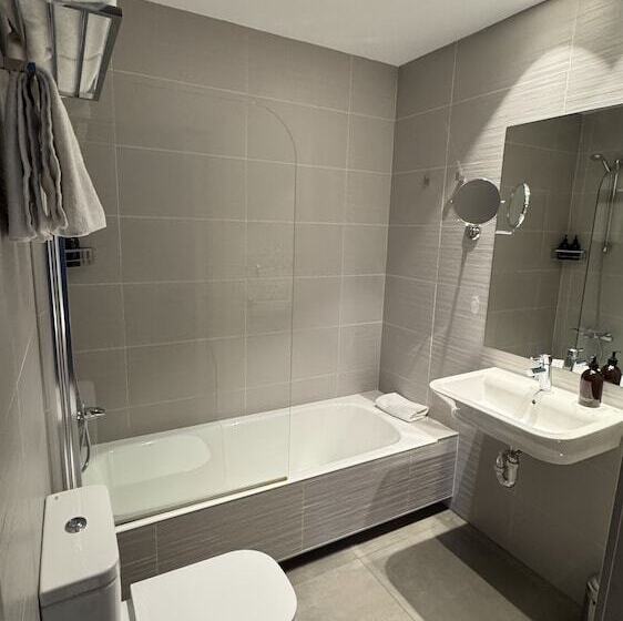 هتل Colectia Urumea