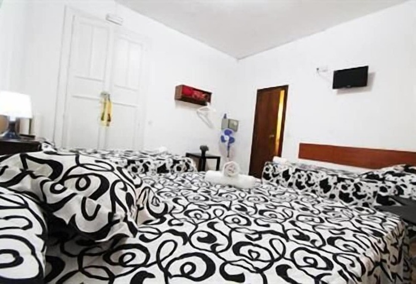 Hostal Helena 2