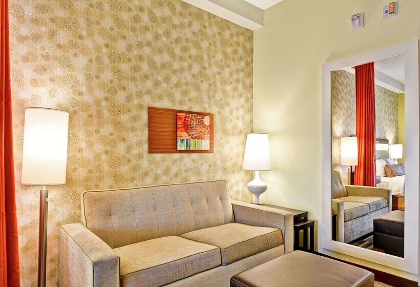فندق Home2 Suites By Hilton Charlotte Airport