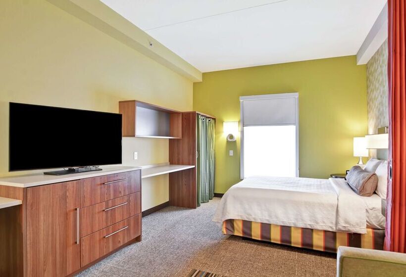 فندق Home2 Suites By Hilton Charlotte Airport
