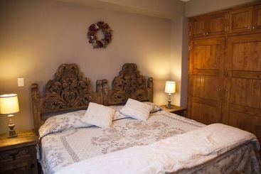 Fotos del hotel Tadeo Inn Bed & Breakfast:  2