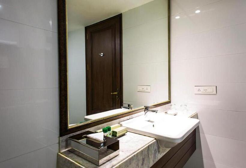 فندق The Fern Hillside Resort Bhimtal
