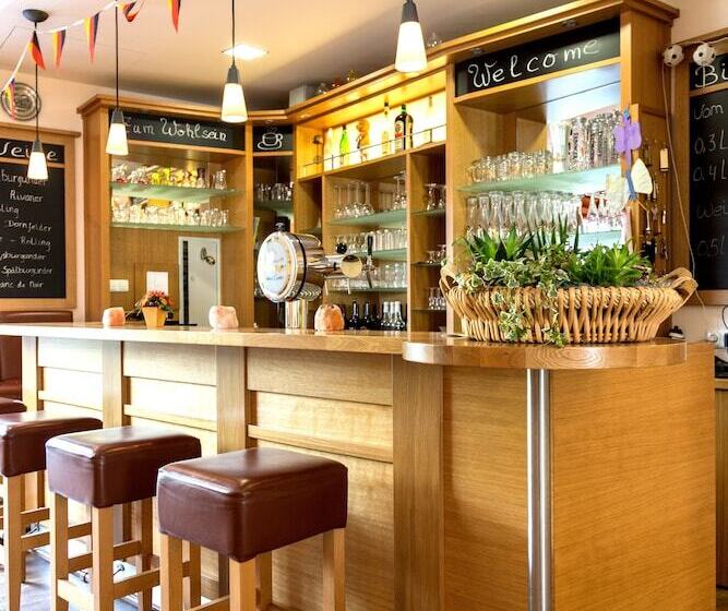 ホテル Zur Brücke