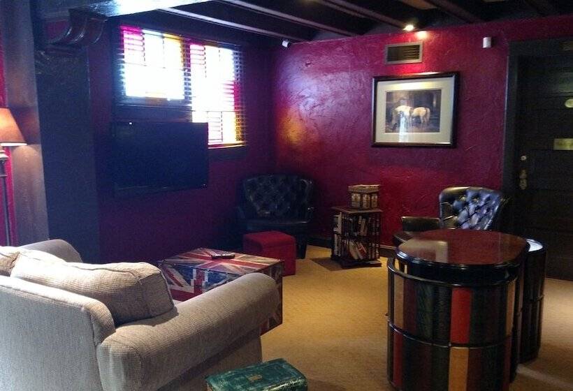 Ye Old English Inn