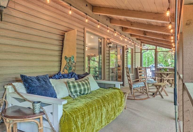 Beautiful Connestee Falls Home W/ Porch In Brevard