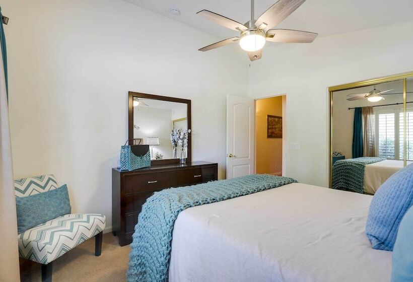 Gorgeous Goodyear Home W/ Pool & Hot Tub!