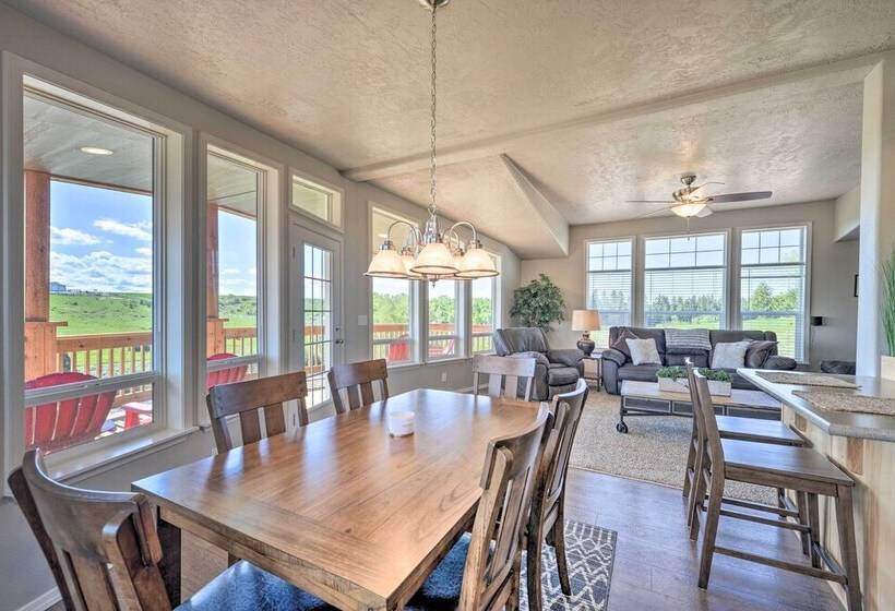 Griffel River Ranch W/ Views   An Anglers Dream!