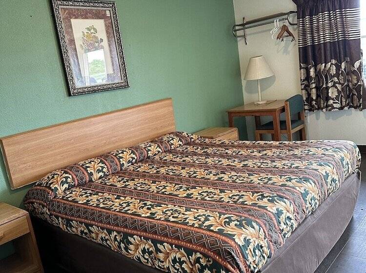 Hillcrist Motel