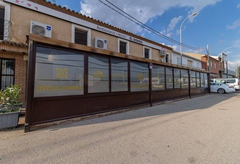 בית מלון כפרי Hostal El Bomba