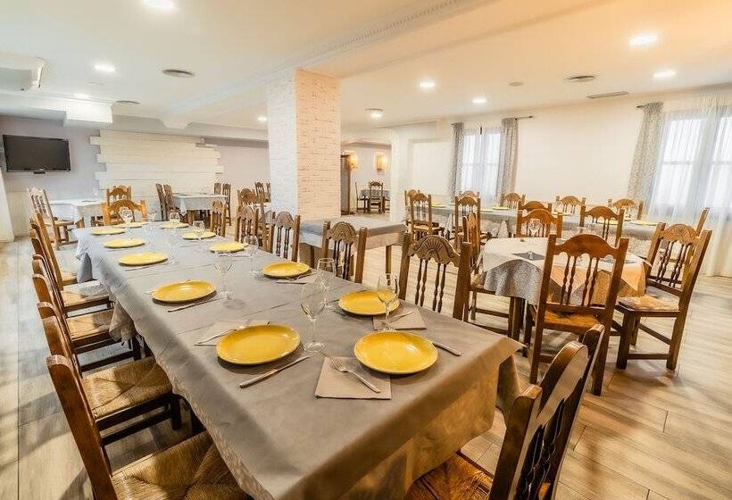 בית מלון כפרי Hostal El Bomba