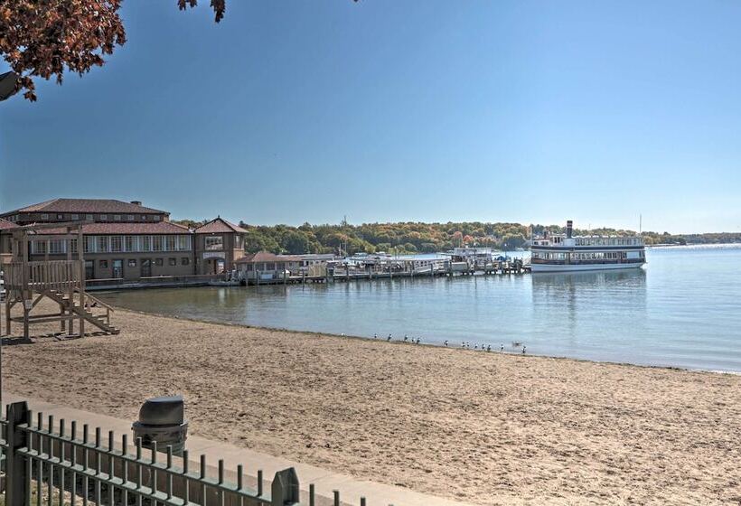 Luxe Lake Geneva Retreat In Downtown!