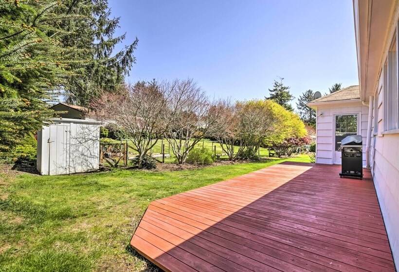Salty Dog Cottage  In Netarts W/ Deck