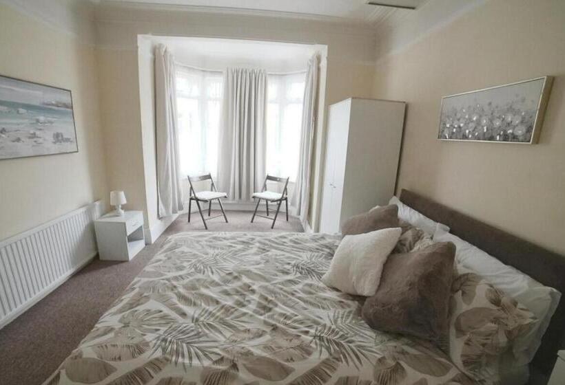 پانسیون Silverdale House