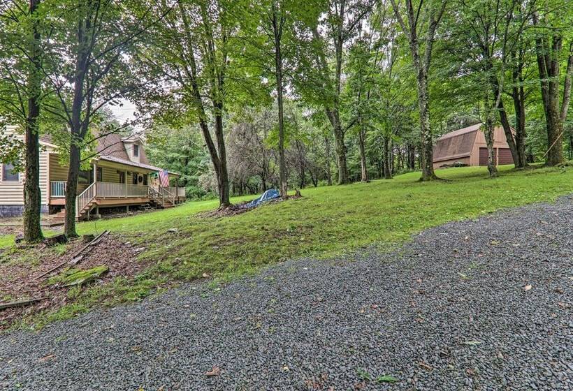 2 Mi To Elk Mountain: Poconos Escape On 11 Acres!